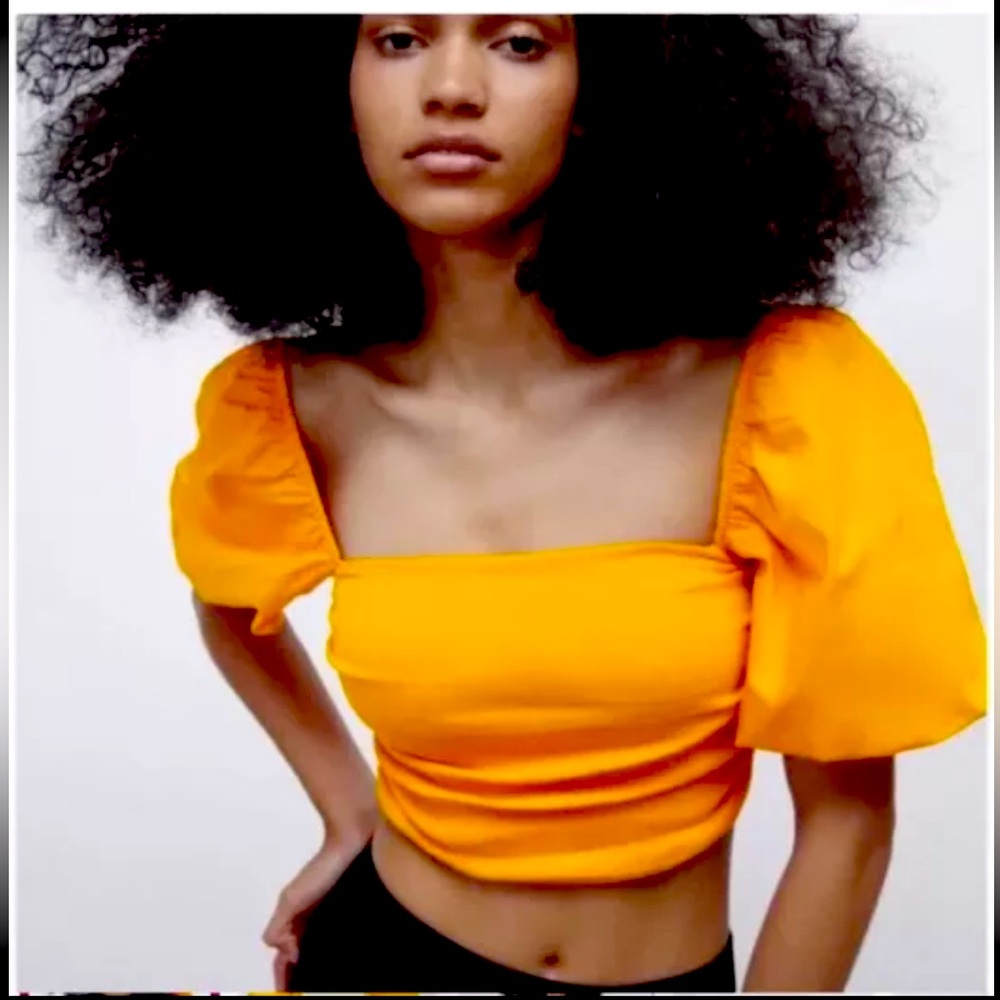 Zara Orange Puff Short Sleeve Crop Top size M